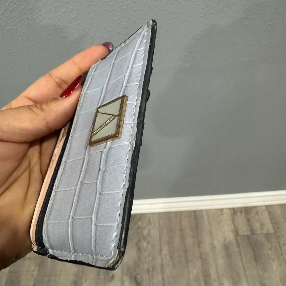 Victoria's Secret Croc-Embossed Card Holder in Blue and Pink - Picture 6 of 7